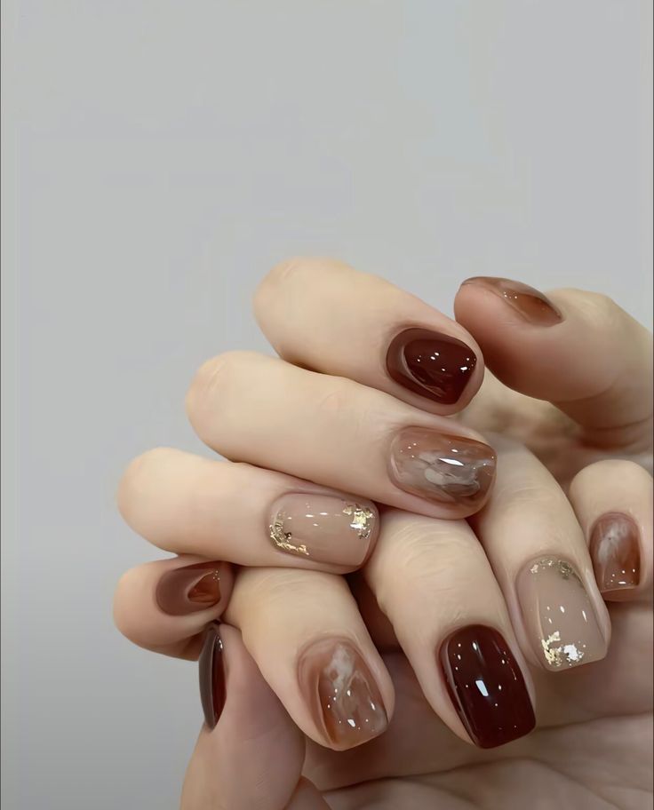 warna cat kuku earth tone