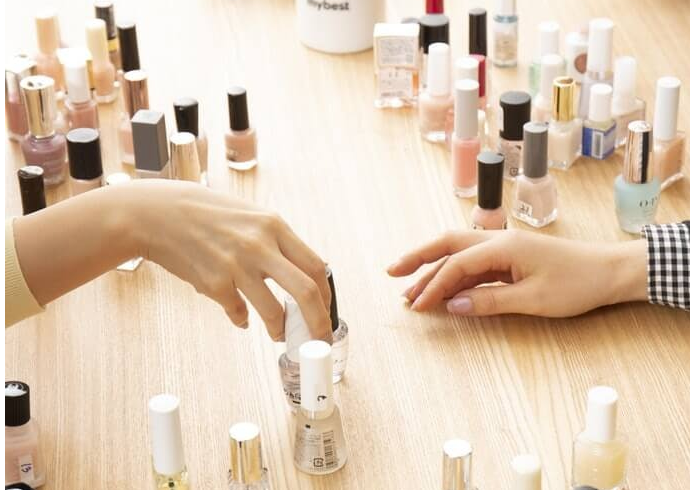 Nail Art Tahan Lama 2025: 7 Trik Verified Bikin Kuku Awet Sampai 3 Minggu