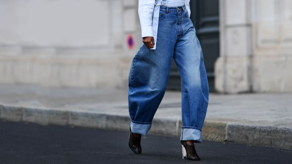 Fashion Loewe Denim Tren Mewah Musim 2025: Panduan Lengkap untuk Gen Z Indonesia