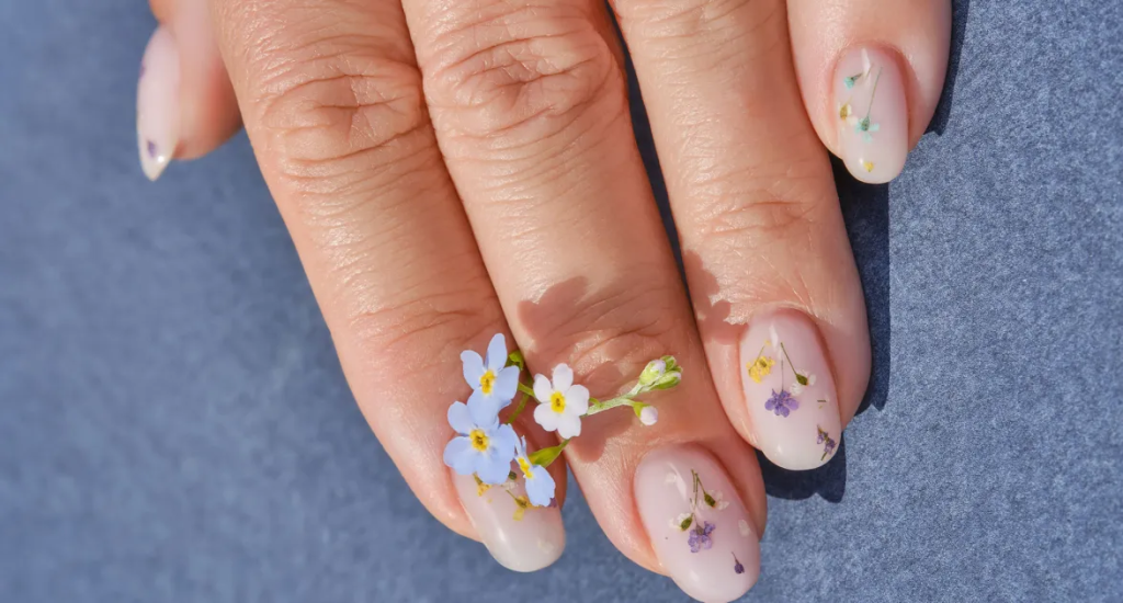Milk Bath Nails 2026 Tren Nail Art Viral Gantikan Soap