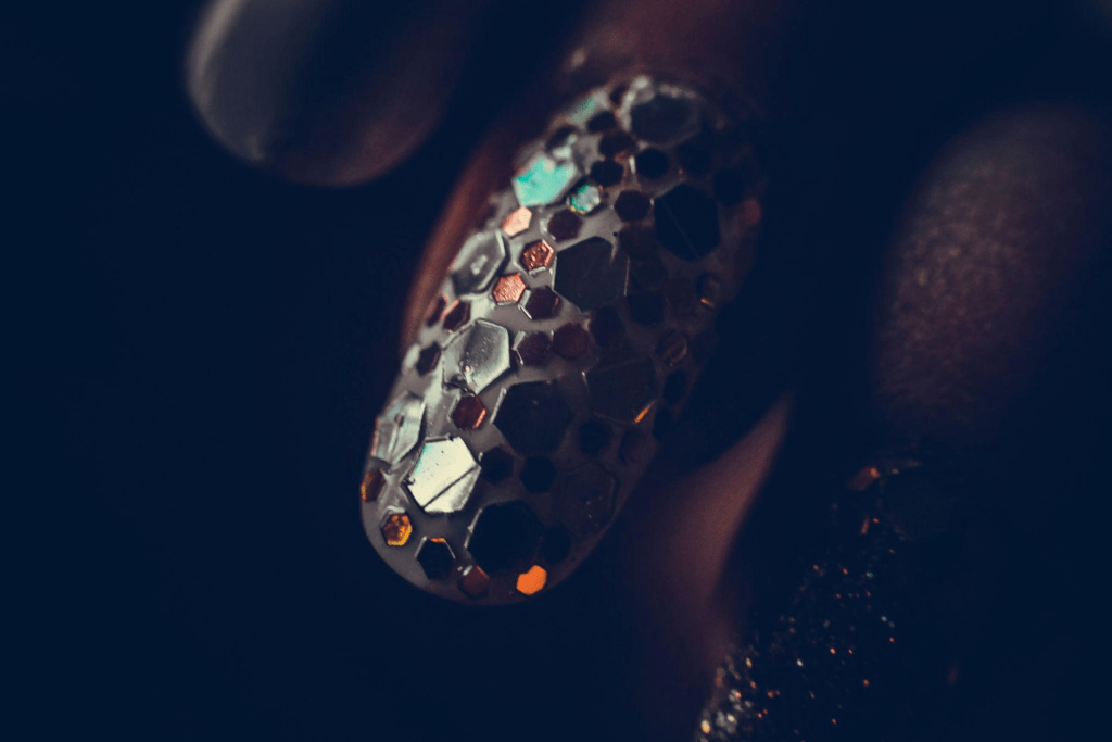 Baccarat Nails dan Skintific Mei 2026, Wajib Upgrade Kukumu dan Kulitmu